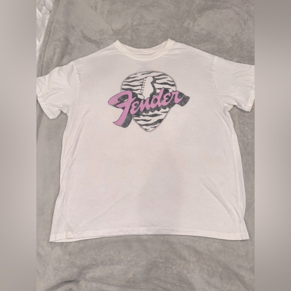 Fender White and Pink Short Sleeve Graphic TShirt